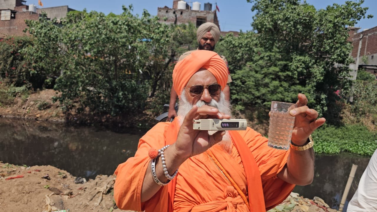 Buddha dariya cleaning sant seechewal punjab identity3