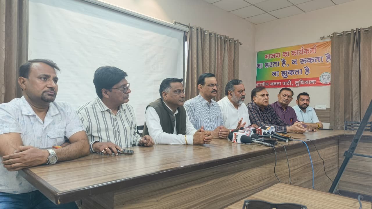 पंजाब पुलिस असल में आप विधायकों की बनी हुई है कठपुतली